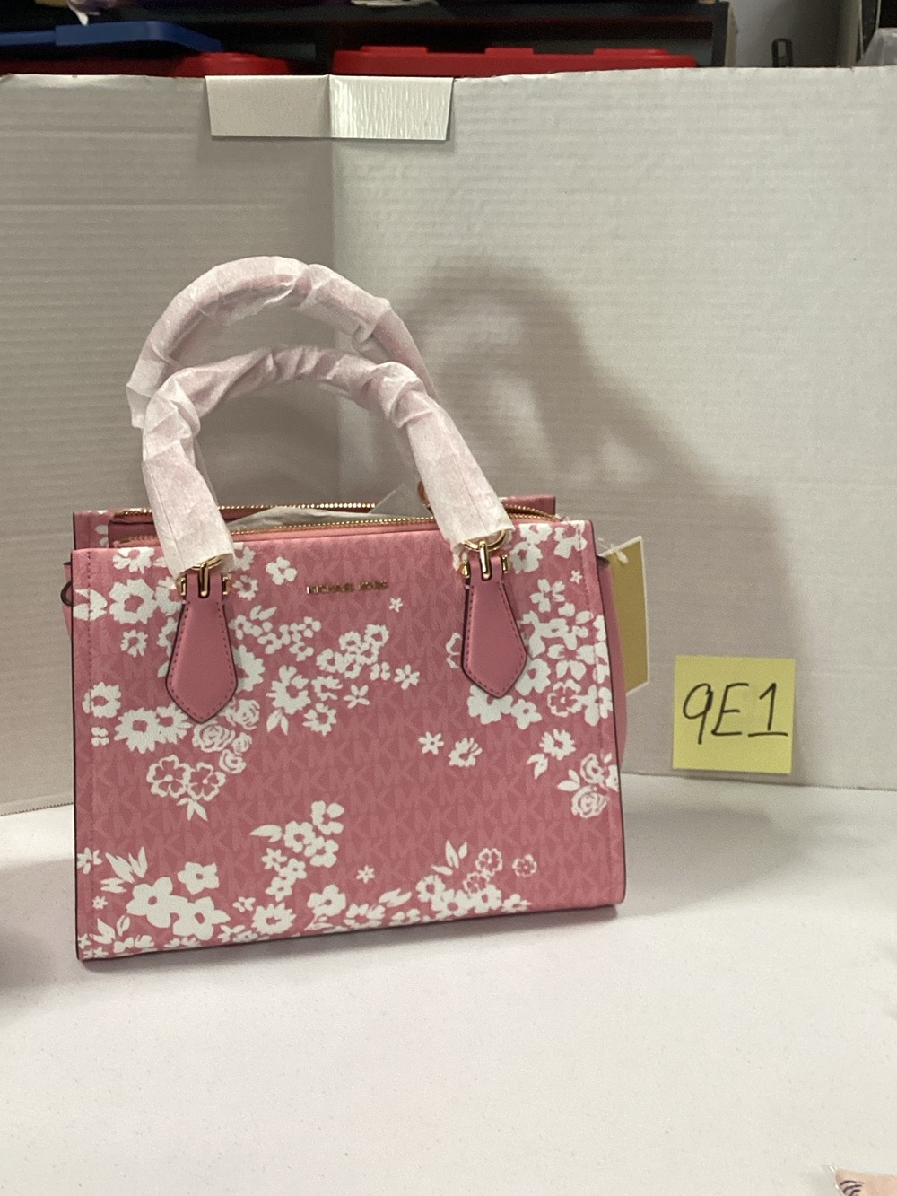 Michael Kors Marilyn Carnation MD Satchel